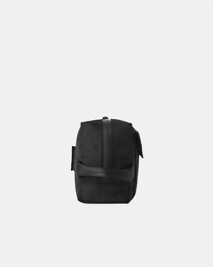 POUCH