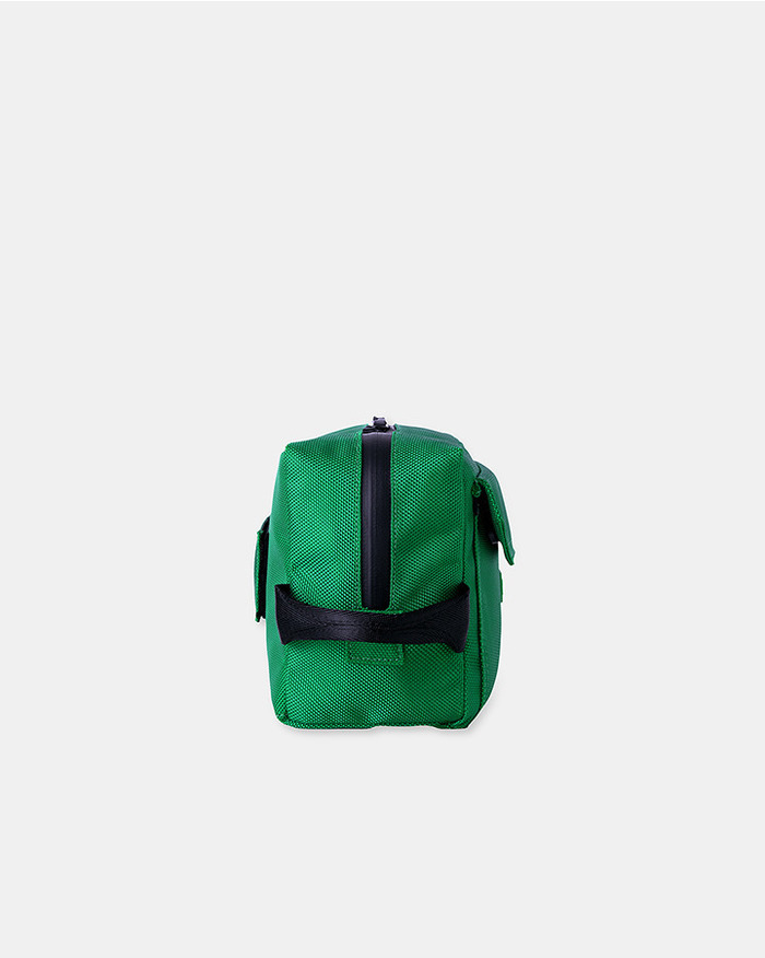 POUCH