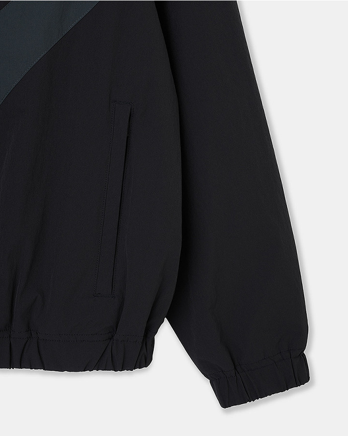 【5525 &times; UNITED ARROWS GOLF】5525 V-LINE BLOUSON 詳細画像 BLACK 5